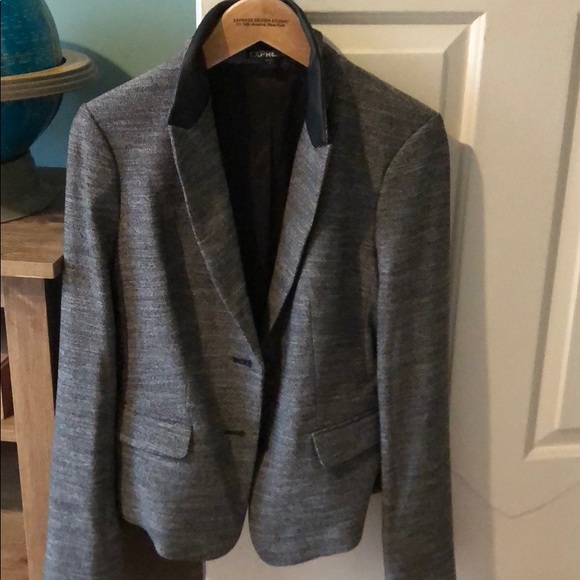 Express blazer - Picture 1 of 2